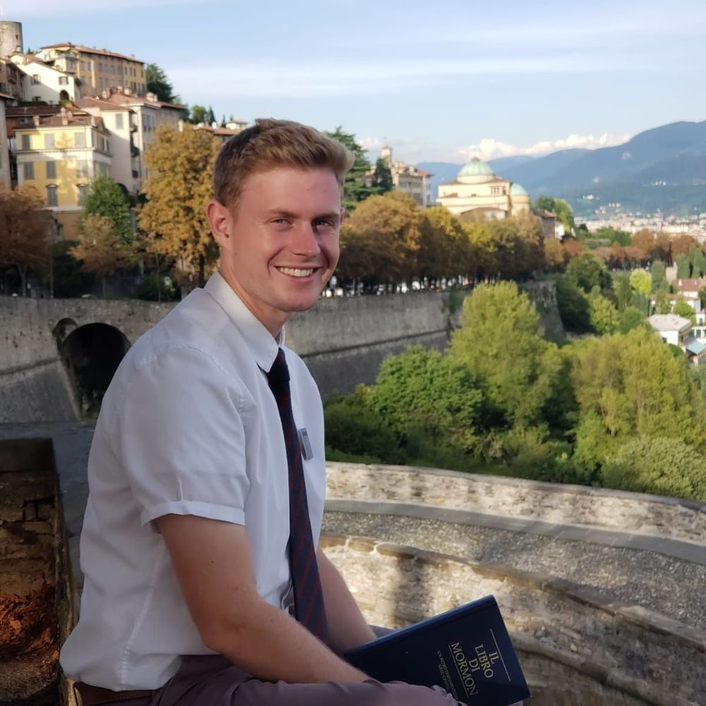 Meet your Posher, Tawson